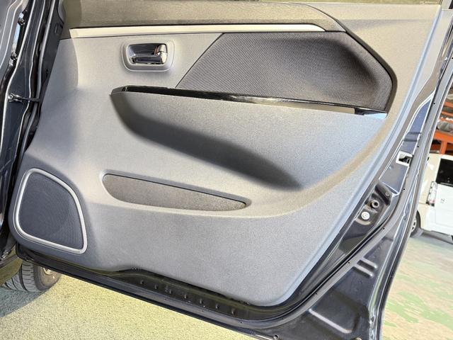 ☆当店自慢の無料１１項目点検もオイル交換時に毎回、行うのでタイヤの空気圧など気にせずに乗っていただくだけ！！