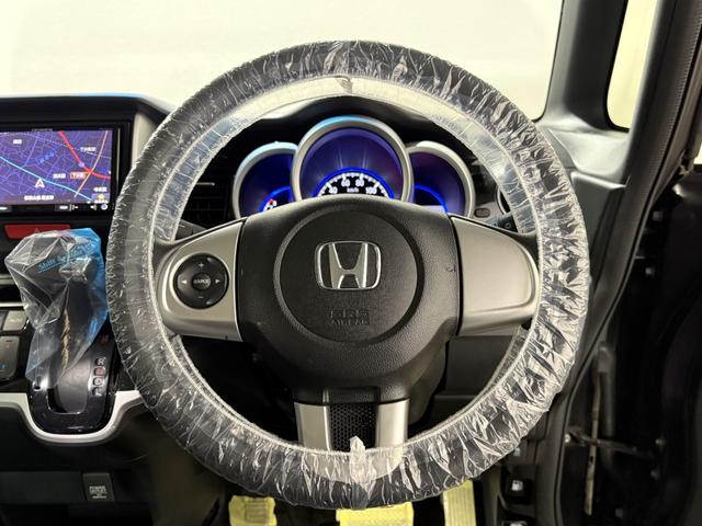 Ｎ－ＢＯＸカスタム Ｇ・Ｌパッケージ　保証付き　修復歴無　ＥＴＣ　Ｂカメラ　ＰＳＤ　フルセグナビ　ＢＴ　ＤＶＤ　ＨＩＤオートライト　フォグ　オートリトラミラー　ＥＳＣ　Ｐスタート　Ａストップ　ステリモ　ＡＡＣ　スマートキー　純正１４ＡＷ（65枚目）