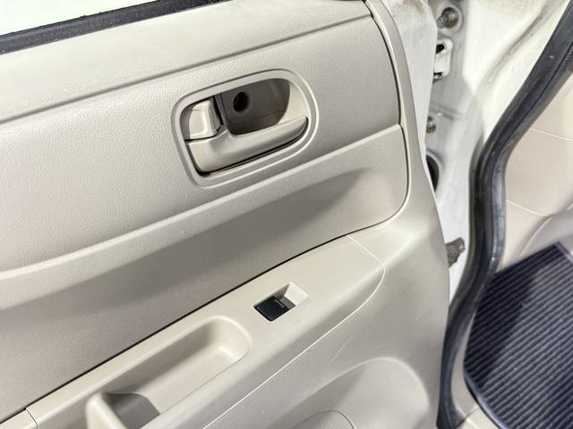 N-BOX G 保証付き 修復歴無 Bカメラ メモリーナビ Bluetooth 横滑り防止 Pスタート アイドリングストップ オートエアコン スマートキー 電動格納ミラー レベライザー ベンチシート 両側スライドドア(49枚目)