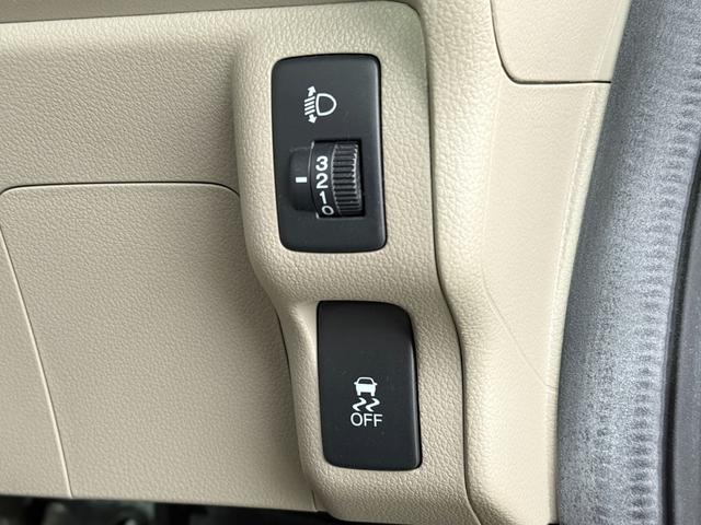 N-BOX G 保証付き 修復歴無 Bカメラ メモリーナビ Bluetooth 横滑り防止 Pスタート アイドリングストップ オートエアコン スマートキー 電動格納ミラー レベライザー ベンチシート 両側スライドドア(64枚目)