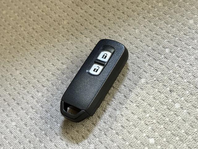 N-BOX G 保証付き 修復歴無 Bカメラ メモリーナビ Bluetooth 横滑り防止 Pスタート アイドリングストップ オートエアコン スマートキー 電動格納ミラー レベライザー ベンチシート 両側スライドドア(79枚目)