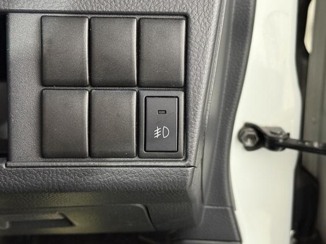 ワゴンＲスティングレー Ｔ　保証付　修復歴無　ターボ　Ｂカメラ　ＨＤＤナビ　フルセグＴＶ　ＢＴ　ＤＶＤ　ＨＩＤオートライト　フォグ　Ｐスタート　パドルシフト　スマートキー　純正１５インチＡＷ　ウィンカー付電格ミラー　フルフラット（9枚目）