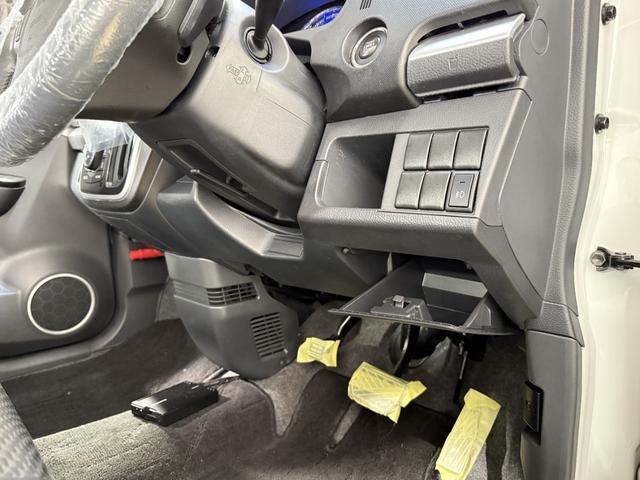 ワゴンＲスティングレー Ｔ　保証付　修復歴無　ターボ　Ｂカメラ　ＨＤＤナビ　フルセグＴＶ　ＢＴ　ＤＶＤ　ＨＩＤオートライト　フォグ　Ｐスタート　パドルシフト　スマートキー　純正１５インチＡＷ　ウィンカー付電格ミラー　フルフラット（63枚目）