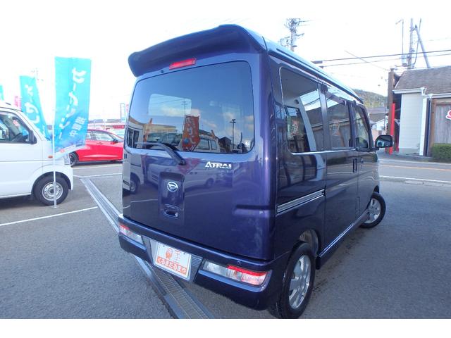 アトレーワゴン カスタムターボＲＳリミテッド　ＳＡＩＩＩ　社外ナビ　前後ドラレコ　ＥＴＣ　社外ツイーター　衝突軽減ブレーキ　車線逸脱警報　横滑り防止　左側パワースライドドア　オートエアコン　パワステ　ＰＷ　ＡＢＳ　Ｗエアバッグ　電格ミラー　キーレス（10枚目）