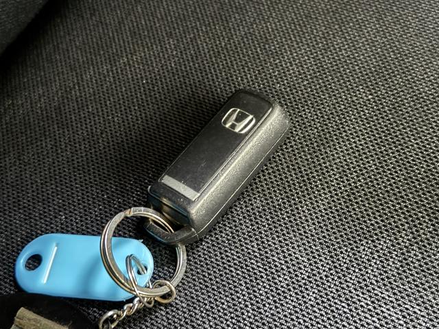 Ｎ－ＢＯＸカスタム Ｇ・Ｌパッケージ　保証付　修復歴無　Ｂカメラ　両ＰＳＤ　ナビＴＶ　ＤＶＤ　ＣＤ　ＨＩＤオートライト　フォグ　ＥＳＣ　Ｐスタート　Ａストップ　ステリモ　ＡＡＣ　スマートキー　純正１４インチＡＷ　ウィンカー付電動格納ミラー（77枚目）