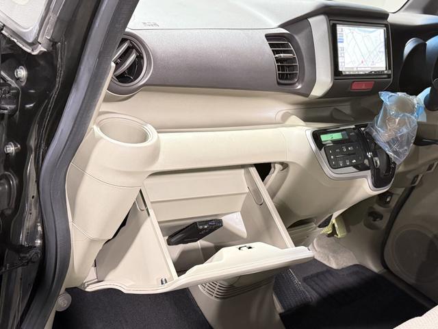 N-BOX G・Lパッケージ 保証付き 修復歴無 ETC Bカメラ 両PSD フルセグナビ BT DVD CD ESC Pスタート アイドリングストップ ステリモ AAC スマートキー 社外14インチAW 電格ミラー レベライザー(71枚目)