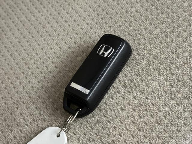 N-BOX G・Lパッケージ 保証付き 修復歴無 ETC Bカメラ 両PSD フルセグナビ BT DVD CD ESC Pスタート アイドリングストップ ステリモ AAC スマートキー 社外14インチAW 電格ミラー レベライザー(77枚目)