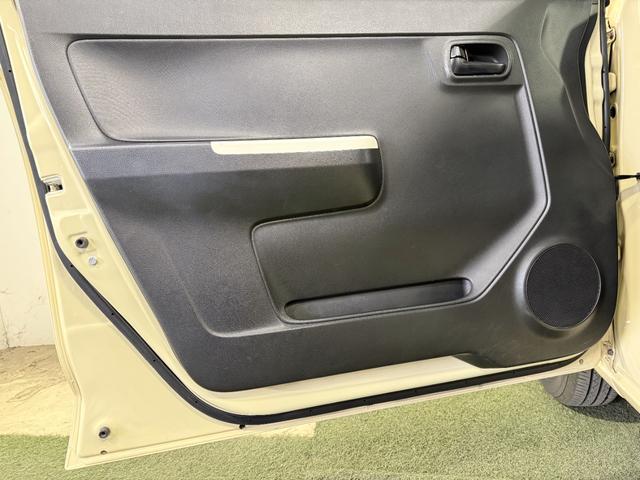 アルト Ｓ　保証付き　修復歴無　１オーナー　ＥＴＣ　Ｂカメラ　シートＨ　レーダーＢＳ　衝突被害軽減Ｂ　ＥＳＣ　ナビＴＶ　ＤＶＤ　ＣＤ　アイドリングストップ　電格ミラー　キーレス　レベライザー　運転席シートリフター（48枚目）