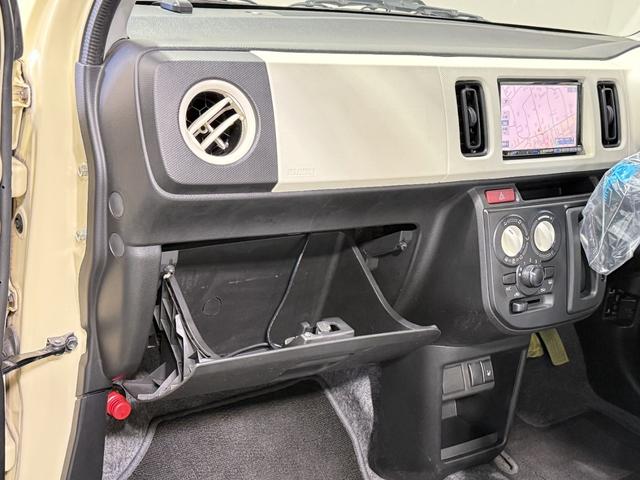 アルト Ｓ　保証付き　修復歴無　１オーナー　ＥＴＣ　Ｂカメラ　シートＨ　レーダーＢＳ　衝突被害軽減Ｂ　ＥＳＣ　ナビＴＶ　ＤＶＤ　ＣＤ　アイドリングストップ　電格ミラー　キーレス　レベライザー　運転席シートリフター（71枚目）
