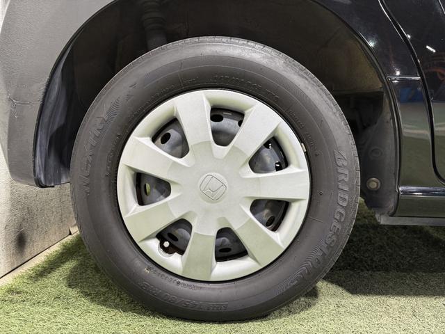 N-BOX G 保証付き 修復歴無 ETC フルセグナビTV DVD CD 横滑り防止 Pスタート アイドリングストップ スマートキー 電格ミラー レベライザー ベンチシート 両側スライド ナビ装着用スペシャルPKG(22枚目)