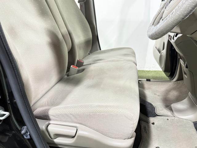 N-BOX G 保証付き 修復歴無 ETC フルセグナビTV DVD CD 横滑り防止 Pスタート アイドリングストップ スマートキー 電格ミラー レベライザー ベンチシート 両側スライド ナビ装着用スペシャルPKG(29枚目)