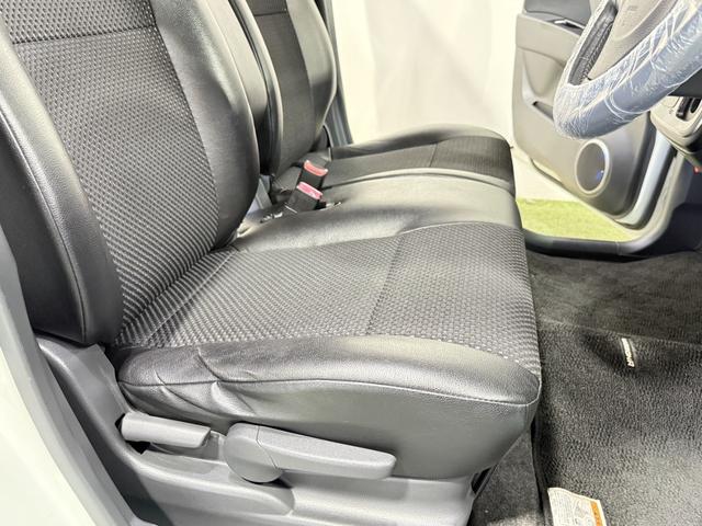 ワゴンＲスティングレー リミテッド　保証付　修復歴無　Ｂカメラ　Ｐスタート　ＨＩＤオートライト　フォグ　ハーフレザーシート　スマートキースペアキー付　純正１４インチＡＷ　ウィンカー付電格ミラー　ベンチシート　フルフラット　シートリフター（32枚目）