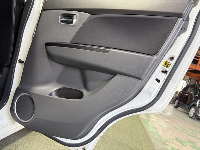 ワゴンＲスティングレー リミテッド　保証付　修復歴無　Ｂカメラ　Ｐスタート　ＨＩＤオートライト　フォグ　ハーフレザーシート　スマートキースペアキー付　純正１４インチＡＷ　ウィンカー付電格ミラー　ベンチシート　フルフラット　シートリフター（33枚目）