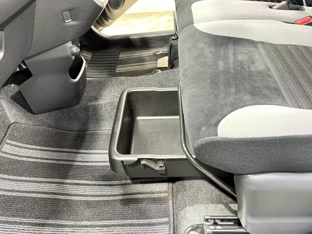 DAIHATSU CAST ACTIVA X SA III