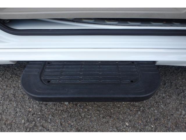 エブリイワゴン PZターボスペシャル 純正SDナビ Rカメラ 前後ドラレコ ETC シートカバー オーバーヘッドコンソール 衝突軽減ブレーキ 車線逸脱警報 横滑り防止装置 両側パワースライドドア 左側オートステップ フォグランプ(16枚目)