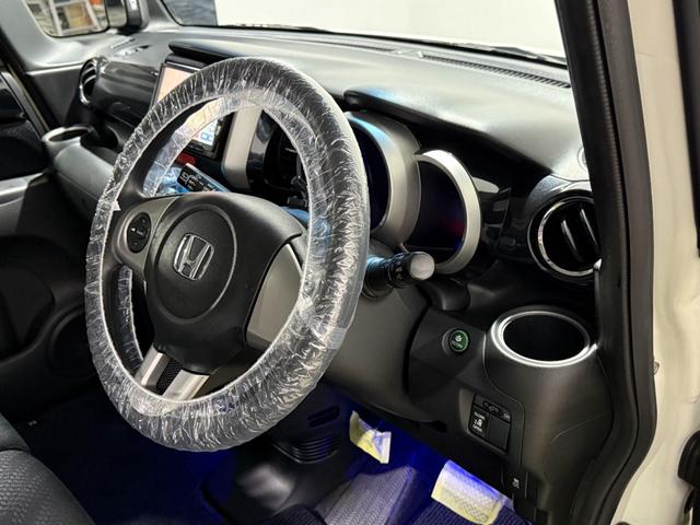 Ｎ－ＢＯＸカスタム Ｇ・Ｌパッケージ　保証付　修復歴無　ＥＴＣ　Ｂカメラ　ＰＳＤ　フルセグナビ　ＢＴ　ＤＶＤ　ＨＩＤオートライト　フォグ　ＥＳＣ　Ｐスタート　Ａストップ　ステリモ　ＡＡＣ　スマートキー　純正１４ＡＷ　ウィンカー付電格ミラー（62枚目）