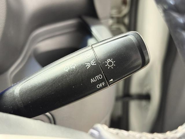 スペーシアカスタム ＸＳリミテッド　保証付き　修復歴無　ＥＴＣ　シートＨ　両ＰＳＤ　ナビＴＶ　レーダーＢＳ　衝突軽減Ｂ　ＥＳＣ　ＨＩＤオートライト　フォグ　Ｐスタ　Ａストップ　ステリモ　ＡＡＣ　純正１５ＡＷ　ハーフレザー　Ｒサンシェード（11枚目）