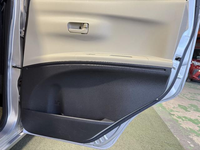 タントエグゼ Ｘ　保証付　修復歴無　ＨＤＤナビ　フルセグＴＶ　ＤＶＤ再生　ＣＤ　スマートキー　スペアキー付　電動格納ミラー　レベライザー　フルフラットシート　パワステ　パワーウィンドウ　ＡＢＳ　運転席・助手席エアバッグ（31枚目）