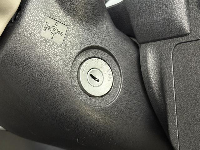 ミラトコット Ｌ　ＳＡＩＩＩ　保証付　修復歴無　ナビＴＶ　ＤＶＤ　ＣＤ　ＬＥＤヘッドライト　オートハイビーム　衝突軽減Ｂ　ＥＳＣ　障害物センサー　アイドリングＳ　キーレス　レベライザー　エアコン　パワステ　パワーウィンドウ　ＡＢＳ（65枚目）