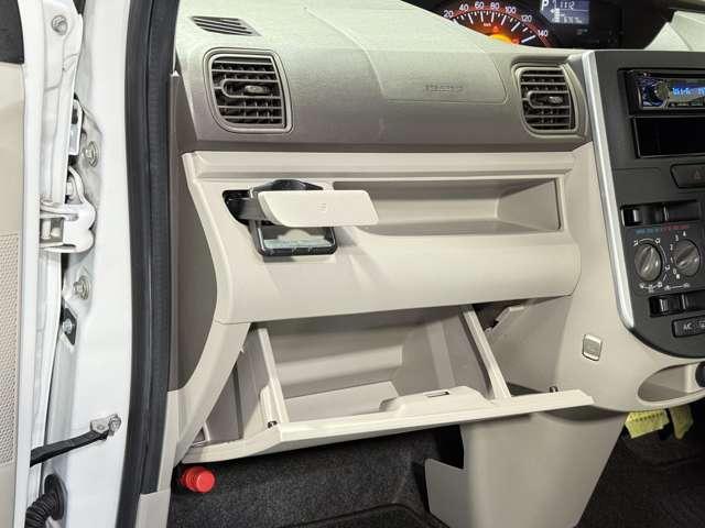 タント Ｌ　保証付　修復歴無　ＥＳＣ　アイドリングストップ　電動格納ミラー　キーレス　ヘッドライトレベライザー　Ｒサンシェード　両側スライドドア　ベンチシート　エアコン　パワステ　パワーウィンドウ（12枚目）