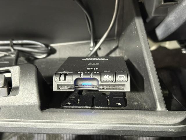 ワゴンＲスティングレー Ｘ　保証付　修復歴無　ＥＴＣ　フルセグナビ　ＤＶＤ　ＣＤ　ＨＩＤオートライト　フォグ　Ｐスタート　Ａストップ　ＡＡＣ　スマートキー　純正１４ＡＷ　電動格納ミラー　ベンチシート　フルフラット　シートリフター（7枚目）