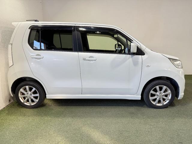 ワゴンＲスティングレー Ｘ　保証付　修復歴無　ＥＴＣ　フルセグナビ　ＤＶＤ　ＣＤ　ＨＩＤオートライト　フォグ　Ｐスタート　Ａストップ　ＡＡＣ　スマートキー　純正１４ＡＷ　電動格納ミラー　ベンチシート　フルフラット　シートリフター（26枚目）