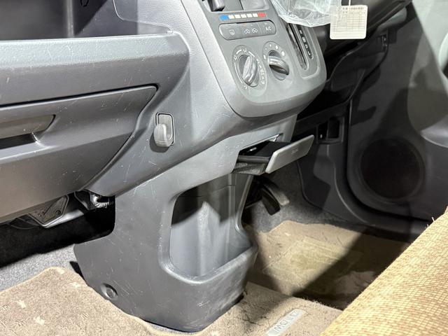 モコ Ｓ　保証付き　修復歴無　走行距離３８２００キロ　キーレス　レベライザー　ベンチシート　エアコン　パワステ　パワーウィンドウ　ＡＢＳ　インパネＣＶＴ　運転席・助手席エアバッグ　盗難防止システム　車検整備付き（72枚目）