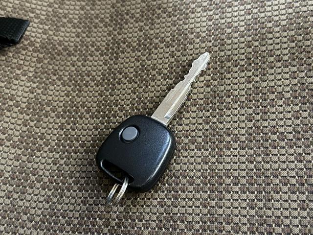 モコ Ｓ　保証付き　修復歴無　走行距離３８２００キロ　キーレス　レベライザー　ベンチシート　エアコン　パワステ　パワーウィンドウ　ＡＢＳ　インパネＣＶＴ　運転席・助手席エアバッグ　盗難防止システム　車検整備付き（75枚目）