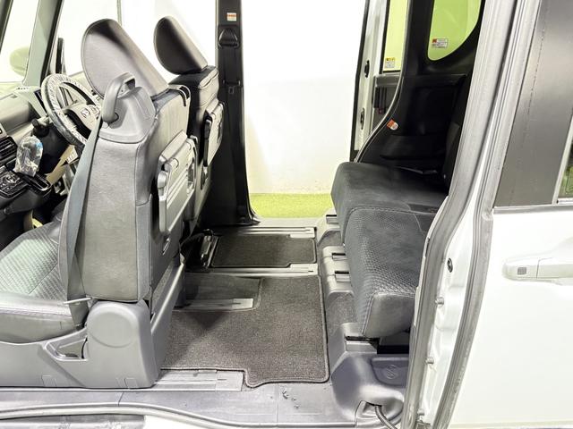 ���a�̎R�����Ŕ��ɑ����̃N�`�R�~�����������Ă���܂��I��������̕��ɂ��w�����������Ă���؂ł��I