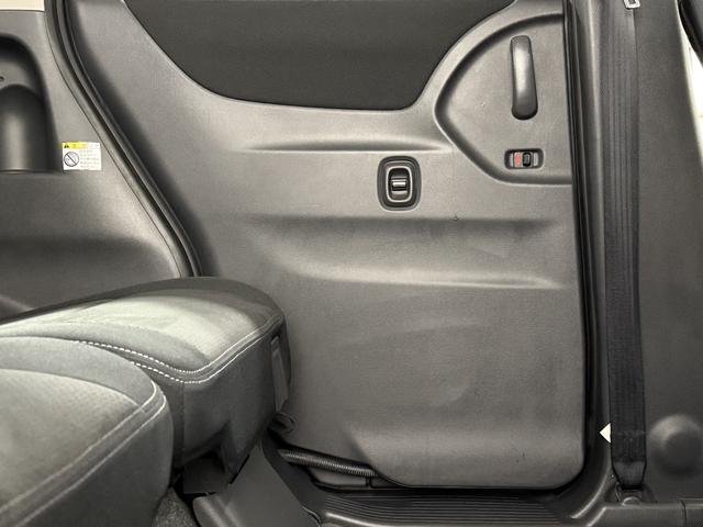 パレットＳＷ リミテッドＩＩ　保証付　修復歴無　ＥＴＣ　Ｂカメラ　シートＨ　両ＰＳＤ　フルセグナビ　ＢＴ　ＤＶＤ　ＣＤ　ＨＩＤオートライト　フォグ　Ｐスタート　ステリモ　スマートキー　純正１４インチＡＷ　ウィンカー付電動格納ミラー（55枚目）