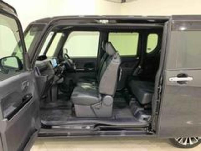 タント カスタムＲＳ　サポカーＳワイド適合　ミラクルオープンドア　両側オートスライドドア　電動パーキングブレーキ　ステアリングスイッチ　シートヒーター　オートエアコン　コーナーセンサー　キーフリー（11枚目）