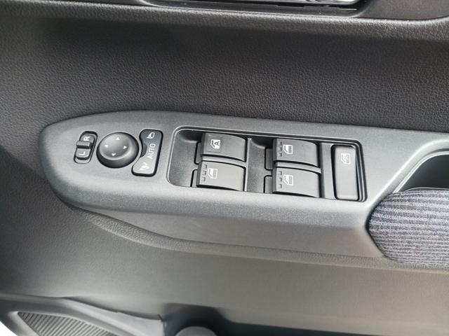 ムーヴ ＲＳ　サポカーＳワイド適合　両側オートスライドドア　全車速追従機能付ＡＣＣ　ステアリングスイッチ　電動パーキングブレーキ　Ｐスタート　コーナーセンサー　Ｂカメラ　キーフリー（19枚目）