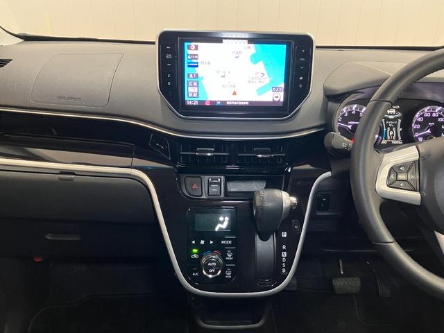 �i�r�A�I�[�g�G�A�R���t