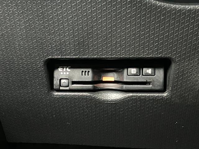 タント カスタムＲＳ　サポカーＳワイド適合　ドラレコ　ミラクルオープンドア　両側オートスライドドア　パノラマモニター対応　電動パーキングブレーキ　ステアリングスイッチ　シートヒーター　コーナーセンサー　キーフリー（22枚目）