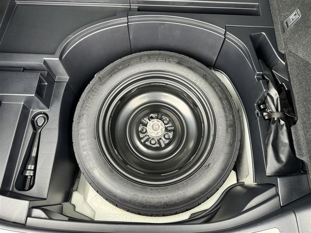ハリアーハイブリッド プレミアム　４ＷＤ　フルセグ　メモリーナビ　ＤＶＤ再生　ミュージックプレイヤー接続可　バックカメラ　衝突被害軽減システム　ＥＴＣ　ＬＥＤヘッドランプ　ワンオーナー（30枚目）