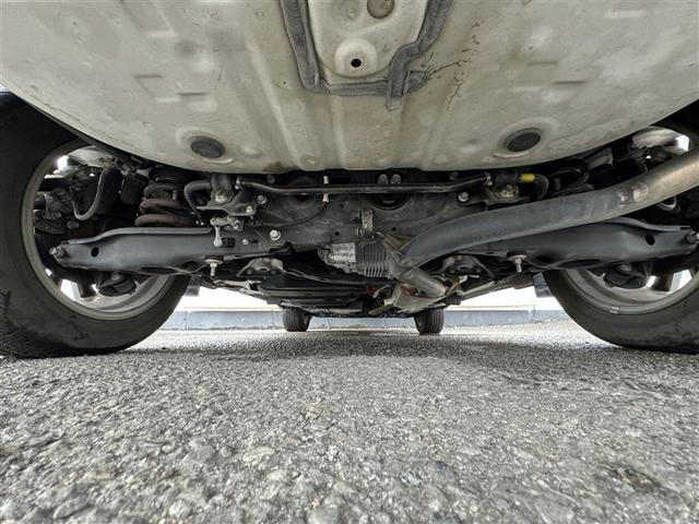 ハリアーハイブリッド プレミアム　４ＷＤ　フルセグ　メモリーナビ　ＤＶＤ再生　ミュージックプレイヤー接続可　バックカメラ　衝突被害軽減システム　ＥＴＣ　ＬＥＤヘッドランプ　ワンオーナー（37枚目）
