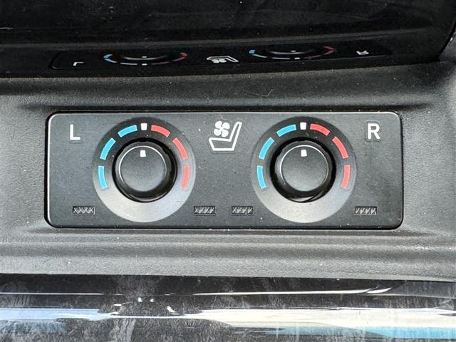 アルファード ２．５Ｓ　Ｃパッケージ　フルセグ　ミュージックプレイヤー接続可　バックカメラ　衝突被害軽減システム　ＥＴＣ　ドラレコ　両側電動スライド　ＬＥＤヘッドランプ　乗車定員７人　３列シート　ワンオーナー（8枚目）