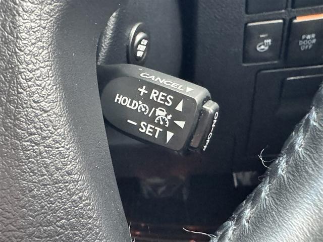 アルファード ２．５Ｓ　Ｃパッケージ　フルセグ　ミュージックプレイヤー接続可　バックカメラ　衝突被害軽減システム　ＥＴＣ　ドラレコ　両側電動スライド　ＬＥＤヘッドランプ　乗車定員７人　３列シート　ワンオーナー（12枚目）