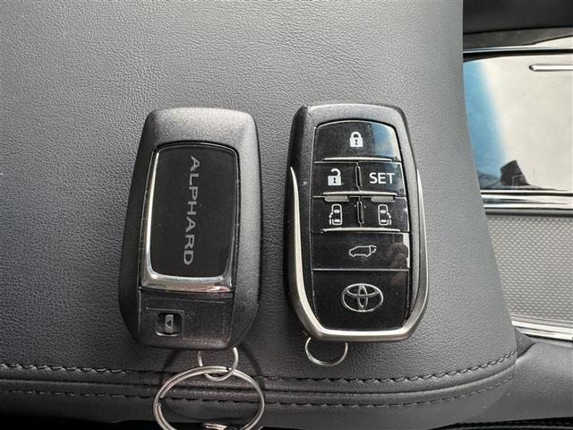 アルファード ２．５Ｓ　Ｃパッケージ　フルセグ　ミュージックプレイヤー接続可　バックカメラ　衝突被害軽減システム　ＥＴＣ　ドラレコ　両側電動スライド　ＬＥＤヘッドランプ　乗車定員７人　３列シート　ワンオーナー（15枚目）