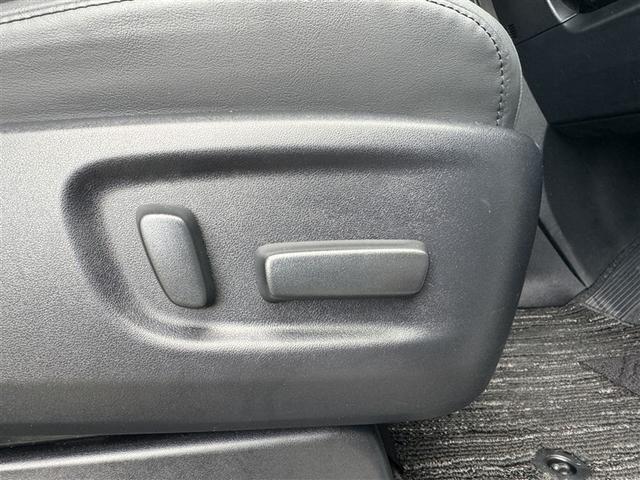 アルファード ２．５Ｓ　Ｃパッケージ　フルセグ　ミュージックプレイヤー接続可　バックカメラ　衝突被害軽減システム　ＥＴＣ　ドラレコ　両側電動スライド　ＬＥＤヘッドランプ　乗車定員７人　３列シート　ワンオーナー（25枚目）