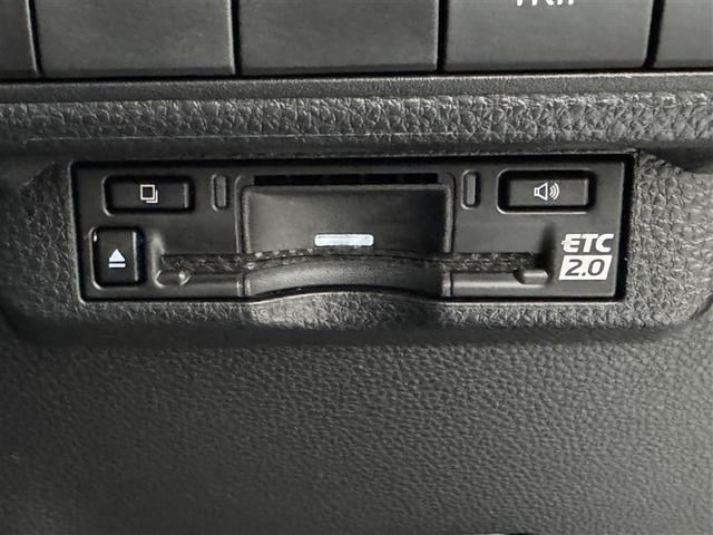 カローラスポーツ ハイブリッドG Z フルセグ ミュージックプレイヤー接続可 バックカメラ 衝突被害軽減システム ETC ドラレコ LEDヘッドランプ ワンオーナー(9枚目)