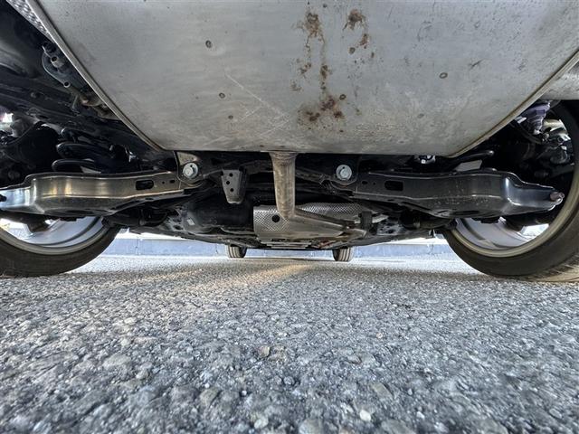 カローラツーリング ハイブリッド ダブルバイビー フルセグ メモリーナビ ミュージックプレイヤー接続可 バックカメラ 衝突被害軽減システム ETC ドラレコ LEDヘッドランプ ワンオーナー 記録簿(37枚目)