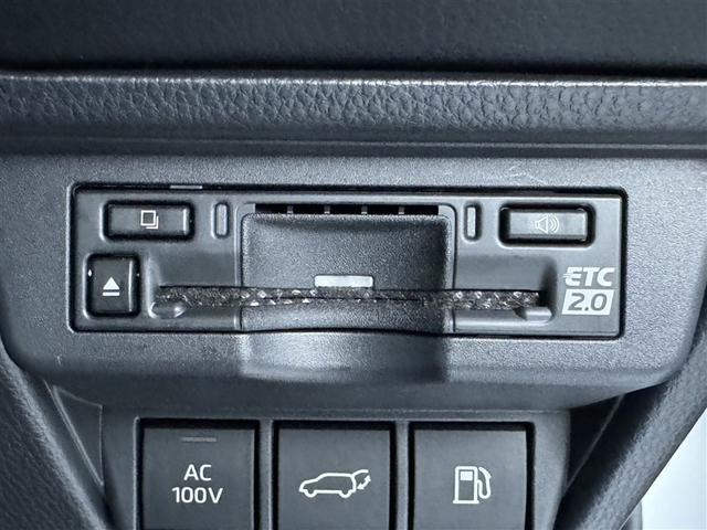 プリウス Ｚ　フルセグ　ミュージックプレイヤー接続可　バックカメラ　衝突被害軽減システム　ＥＴＣ　ドラレコ　ＬＥＤヘッドランプ　フルエアロ（8枚目）