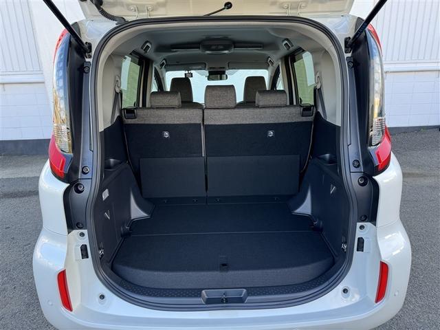 シエンタ Ｚ　フルセグ　メモリーナビ　ＤＶＤ再生　ミュージックプレイヤー接続可　バックカメラ　衝突被害軽減システム　ＥＴＣ　ドラレコ　両側電動スライド　ＬＥＤヘッドランプ　ウオークスルー　ワンオーナー（4枚目）