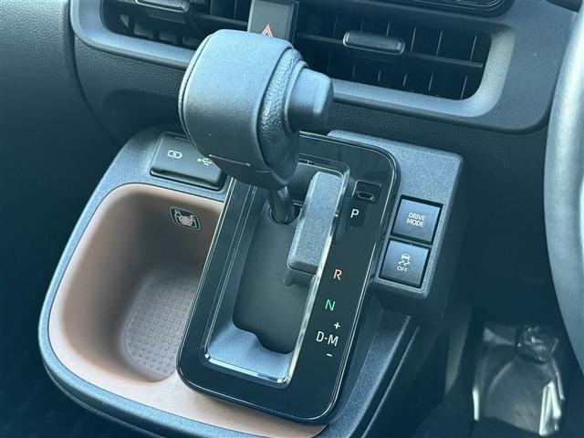 シエンタ Ｚ　フルセグ　メモリーナビ　ＤＶＤ再生　ミュージックプレイヤー接続可　バックカメラ　衝突被害軽減システム　ＥＴＣ　ドラレコ　両側電動スライド　ＬＥＤヘッドランプ　ウオークスルー　ワンオーナー（20枚目）