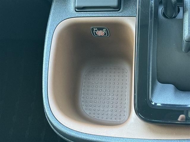 シエンタ Ｚ　フルセグ　メモリーナビ　ＤＶＤ再生　ミュージックプレイヤー接続可　バックカメラ　衝突被害軽減システム　ＥＴＣ　ドラレコ　両側電動スライド　ＬＥＤヘッドランプ　ウオークスルー　ワンオーナー（24枚目）