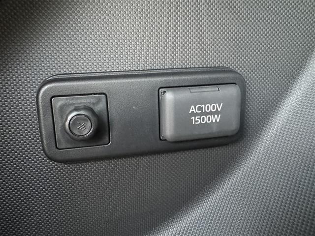 ライズ Ｚ　フルセグ　メモリーナビ　ＤＶＤ再生　ミュージックプレイヤー接続可　バックカメラ　衝突被害軽減システム　ＬＥＤヘッドランプ　ワンオーナー（9枚目）