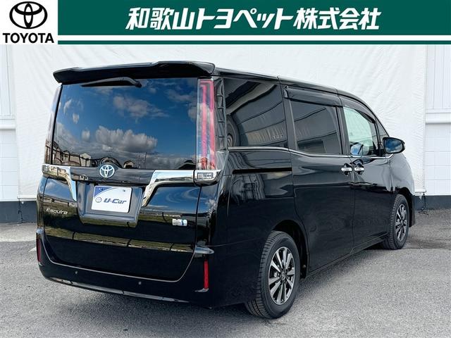 エスクァイア ハイブリッドＧｉプレミアムパッケジブラックテーラード　フルセグ　メモリーナビ　ＤＶＤ再生　ミュージックプレイヤー接続可　バックカメラ　衝突被害軽減システム　ＥＴＣ　ドラレコ　両側電動スライド　ＬＥＤヘッドランプ　乗車定員７人　３列シート　ワンオーナー（2枚目）