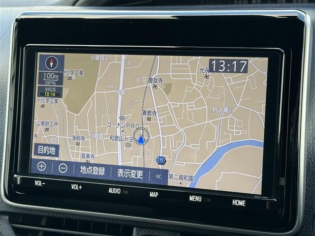 エスクァイア ハイブリッドＧｉプレミアムパッケジブラックテーラード　フルセグ　メモリーナビ　ＤＶＤ再生　ミュージックプレイヤー接続可　バックカメラ　衝突被害軽減システム　ＥＴＣ　ドラレコ　両側電動スライド　ＬＥＤヘッドランプ　乗車定員７人　３列シート　ワンオーナー（5枚目）