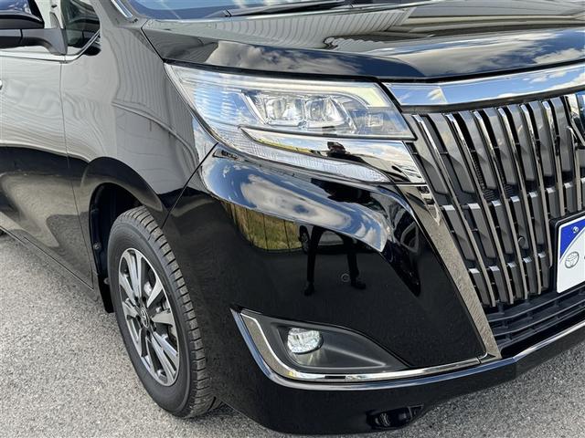 エスクァイア ハイブリッドＧｉプレミアムパッケジブラックテーラード　フルセグ　メモリーナビ　ＤＶＤ再生　ミュージックプレイヤー接続可　バックカメラ　衝突被害軽減システム　ＥＴＣ　ドラレコ　両側電動スライド　ＬＥＤヘッドランプ　乗車定員７人　３列シート　ワンオーナー（33枚目）